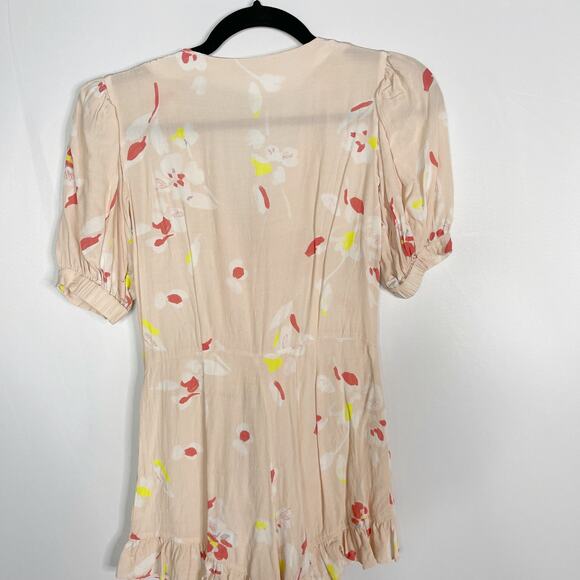 Olivaceous Small S Light Pink Floral Sassy and Sweet Romper Tie Waist Peach - Picture 7 of 12